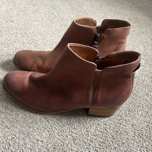 Clarks brown leather ankle boots size 11 women’s